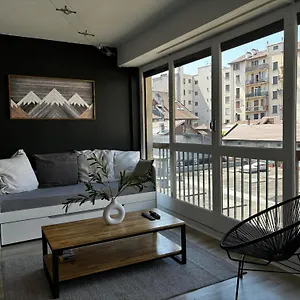 Appartement Hypercentre A 2 Min Du, Annecy